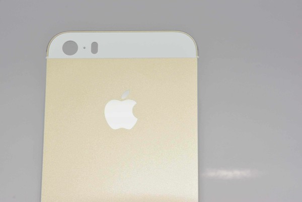 Loạt ảnh rõ nét của iPhone 5S màu rượu champagne