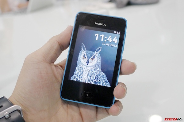 Lộ diện 2 điện thoại Asha giá rẻ của Nokia