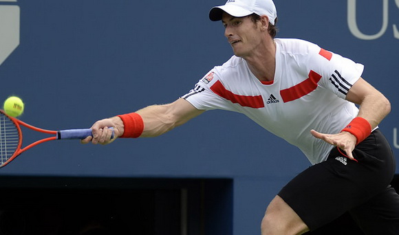 US Open 2013:  Andy Murray vững bước tiến vào vòng 4