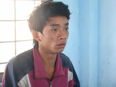 Dỗ con không nín khóc Nguyễn Văn Hùng đã nhẫn tâm ném chết con trai chưa đầy 2 tuổi.