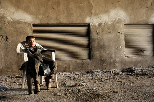 Ám ảnh cậu bé 10 tuổi trong xưởng vũ khí Syria