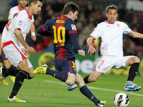 Messi "phát cuồng", Sevilla "phát hoảng"