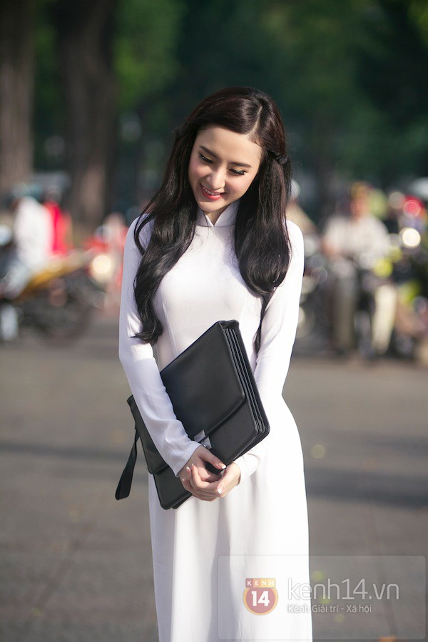 Angela Phương Trinh tinh khôi trong tà áo dài sau scandal "cấm diễn" 6