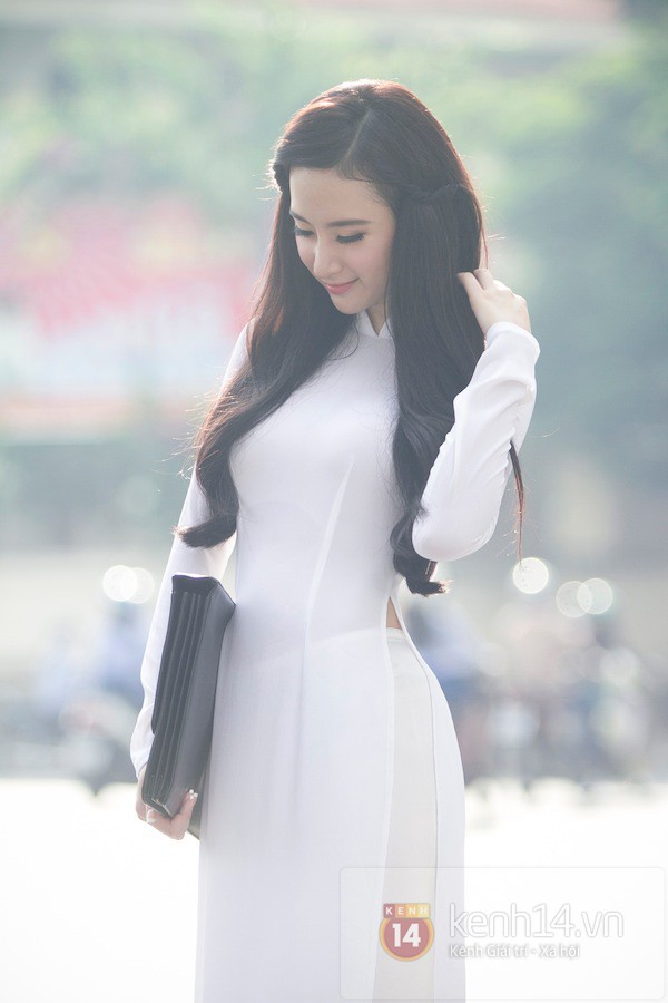 Angela Phương Trinh tinh khôi trong tà áo dài sau scandal "cấm diễn" 12
