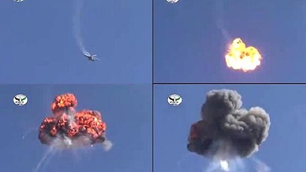  	Hình ảnh video quay cảnh chiếc trực thăng bị bắn hạ.