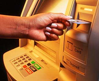 NHNN yêu cầu đảm bảo chất lượng dịch vụ ATM