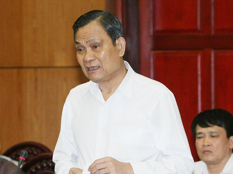 Bộ trưởng Bộ Nội vụ Nguyễn Thái Bình phát biểu ý kiến tại phiên họp. Ảnh: Phương Hoa
