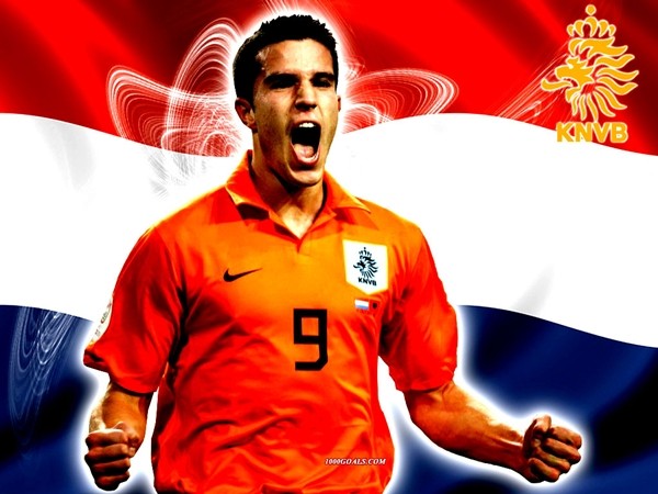 Van Persie được tiên tri sẽ trở thành huyền thoại bóng đá từ khi... 2 tuổi 2