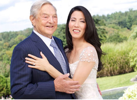 Tỷ phú 83 tuổi George Soros và vợ mới cưới (Ảnh: Economictimes)