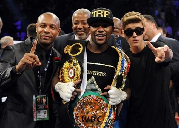 Tay đấm triệu đô Mayweather muốn lên sàn đấu cùng Miley Cyrus 5