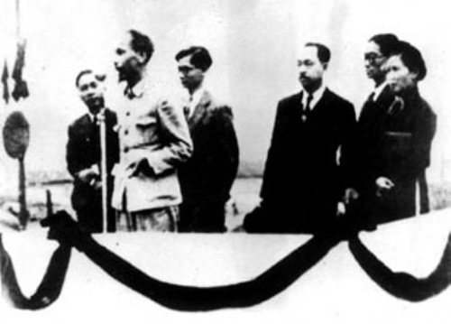 Hình ảnh Bác Hồ đọc bản Tuyên ngôn độc lập vào ngày 2 tháng 9 năm 1945_radiovietnam.vn