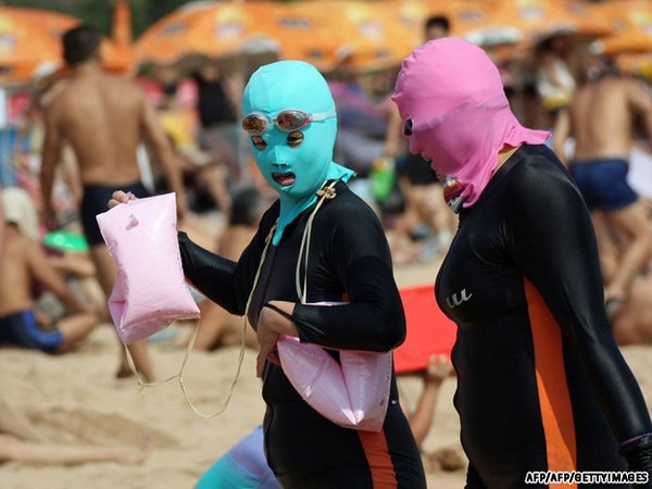 Thời trang tắm biển chống nắng chỉ có ở Trung Quốc 8
