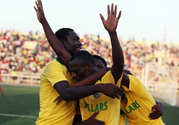 Bán độ lộ liễu tại Nigeria: thua 15/19 trận sân khách vẫn vô địch 1