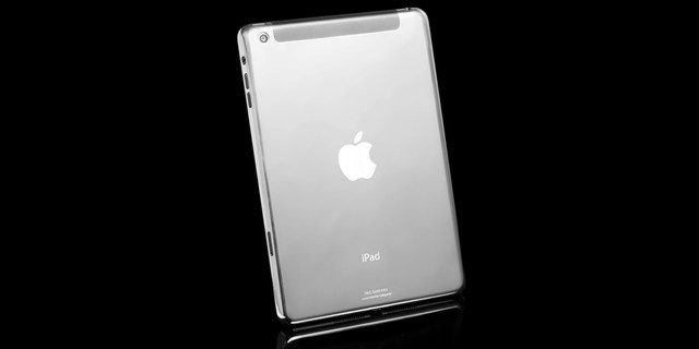 Chiêm ngưỡng bộ sưu tập iPad mạ vàng 24K