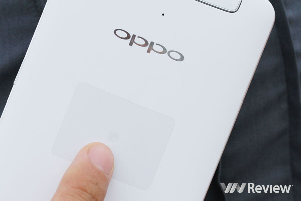 Đánh giá điện thoại Oppo N1