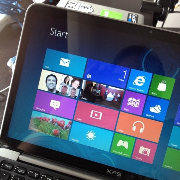 Những điều cần biết trước khi mua laptop màn hình cảm ứng chạy Windows 8.1