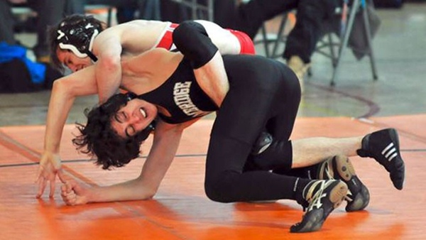
	Dzhokhar Tsarnaev tham gia một trận đấu vật.