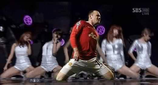 
	Kể ra dáng Rooney nhảy cũng đẹp đó chứ!
