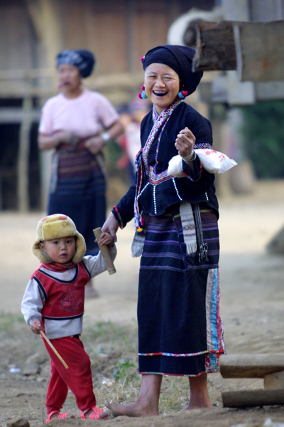 răng đen, nhuộm răng, phụ nữ