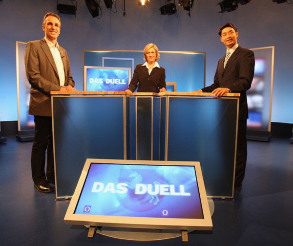  	Ông Philipp Rosler, ứng viên đảng FDP tranh luận trên truyền hình với ứng viên đảng Xanh Stefan Wenzel (bên phải) trong cuộc bầu cử bang Hạ Saxony năm 2008.