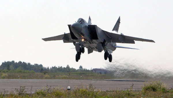 Siêu tiêm kích MiG-31 Foxhound