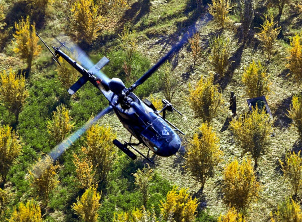 Nhiệm vụ chủ yếu của trực thăng OH-58D là hỗ trợ hỏa lực bộ binh mặt đất và trinh sát. Ngoài ra, nó còn có thể đáp ứng yêu cầu chở quân, chở hàng hoặc cứu thương.