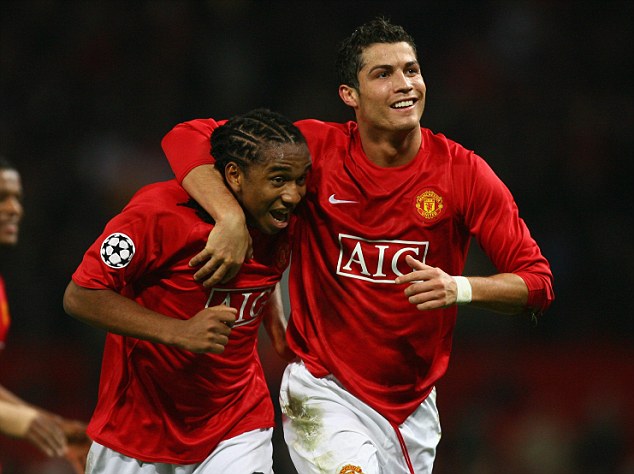  	Anderson và Cris Ronaldo từng là một đôi bạn rất thân