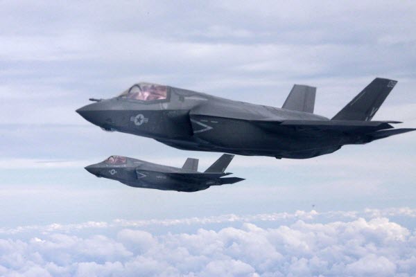 Tiêm kích thế hệ thứ 5 F-35 của Mỹ nổi trội với tính năng cất và hạ cánh theo phương thẳng đứng và tàng hình.