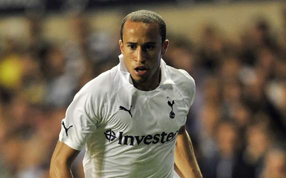 
	Andros Townsend bị cấm thi đấu 4 tháng vì vi phạm các quy định liên quan đến cá độ