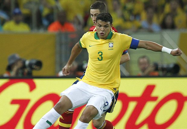	Hậu vệ Thiago Silva