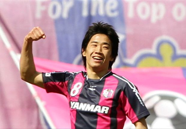 	Kagawa khi còn thi đấu cho Cerezo Osaka