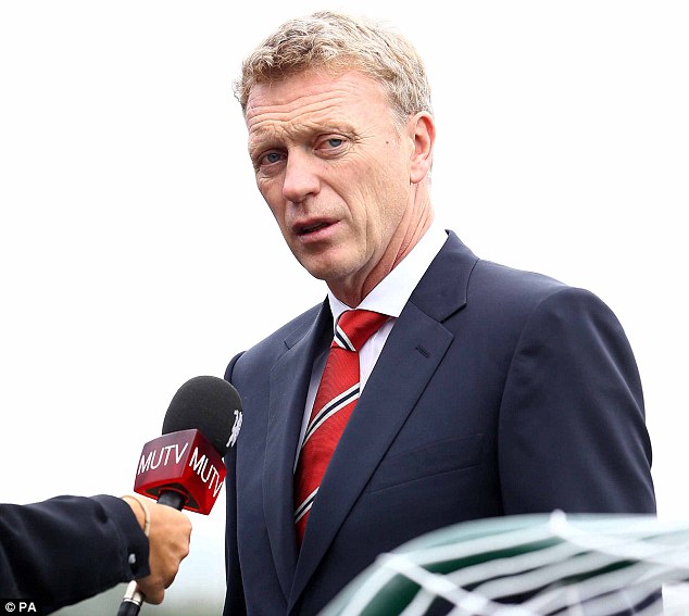 
	HLV David Moyes tự tin sẽ giữ chân Rooney thành công trước sự chèo kéo của Chelsea