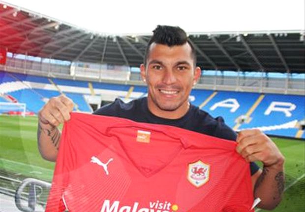 	Medel chính thức gia nhập Cardiff City