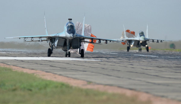Máy bay chiến đấu MiG-29 hạ cánh sau khi hoàn thành một sứ mệnh trên không trong cuộc tập trận.