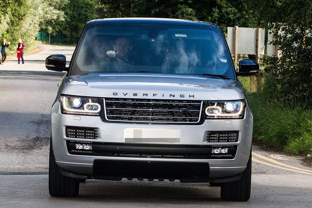 
	Wayne Rooney — Range Rover Sport Autobiography (84.895 bảng)