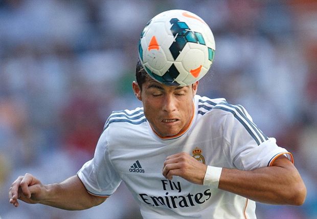  	Cris Ronaldo sắp trở thành cầu thủ hưởng lương cao nhất thế giới