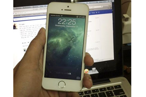 Viettel phủ nhận chuyện Apple cho thử iPhone 5S