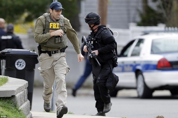 Toàn cảnh cuộc truy bắt hai nghi phạm vụ đánh bom kép ở Boston