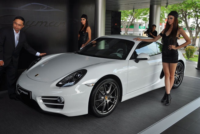 Xe rẻ nhất của Porsche ra mắt thị trường Việt Nam