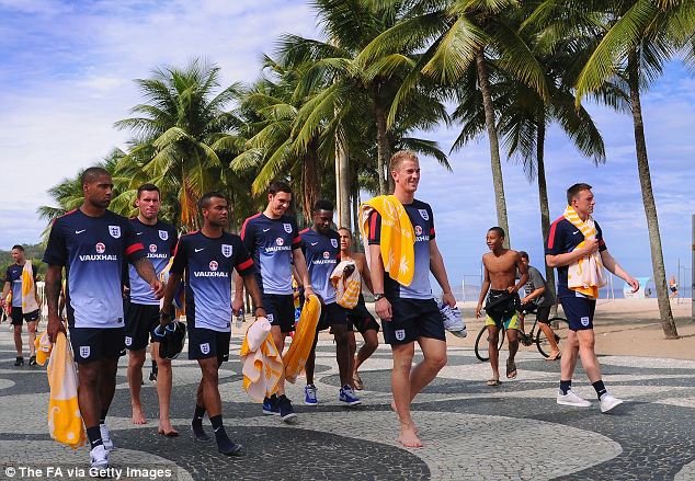 Trận Brazil vs Anh bị hoãn, Tam Sư vẫn vui vẻ trên xứ Samba