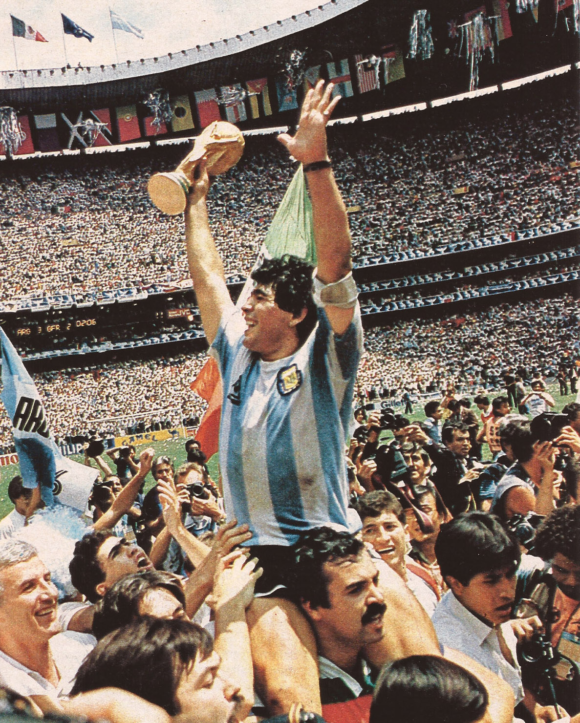 
	Maradona giúp Argentina vô địch World Cup