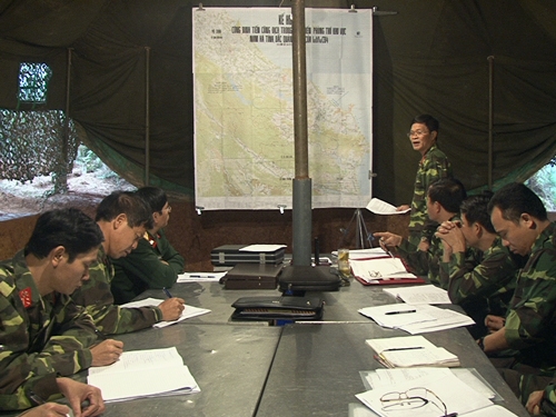 Đảng ủy Lữ đoàn thông qua Kế hoạch “Công binh tiến công địch trong tác chiến phòng thủ khu vực” của Lữ đoàn trưởng trong diễn tập