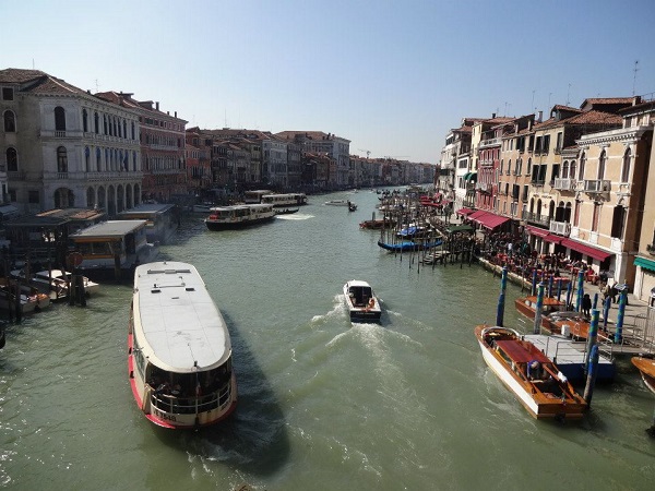 	Những hình ảnh của thành phố Venice xinh đẹp cổ kính