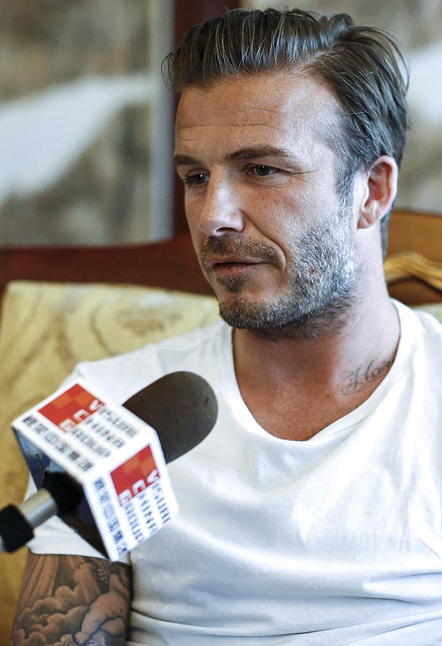 
	David Beckham phải trả lời phỏng vấn khi đang rất mệt mỏi