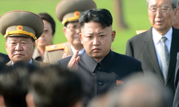 Nhà lãnh đạo Kim Jong-un tham dự lễ khánh thành nghĩa trang liệt sĩ ở thủ đô Bình Nhưỡng, Triều Tiên.
