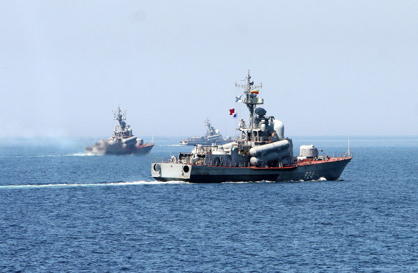 Các tàu hộ vệ tên lửa của Hạm đội Thái Bình Dương tham gia cuộc tập trận.