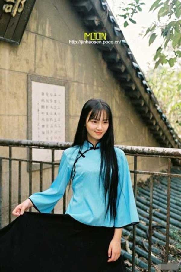 “Hot girl bóng rổ” Trung Quốc đẹp dịu dàng trong trang phục truyền thống 7
