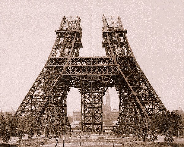 So sánh hình ảnh Hà Nội và Paris cuối thế kỷ 19 5