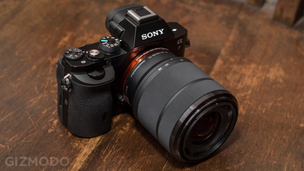 ngày tàn của dslr không gương lật Sony a7