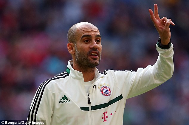 Chùm ảnh: Buổi tập đầu tiên của Pep Guardiola với sao Bayern Munich